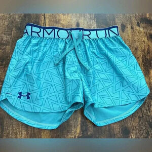 UNDER ARMOUR | heat gear youth athletic shorts. Size: YMD (youth medium).